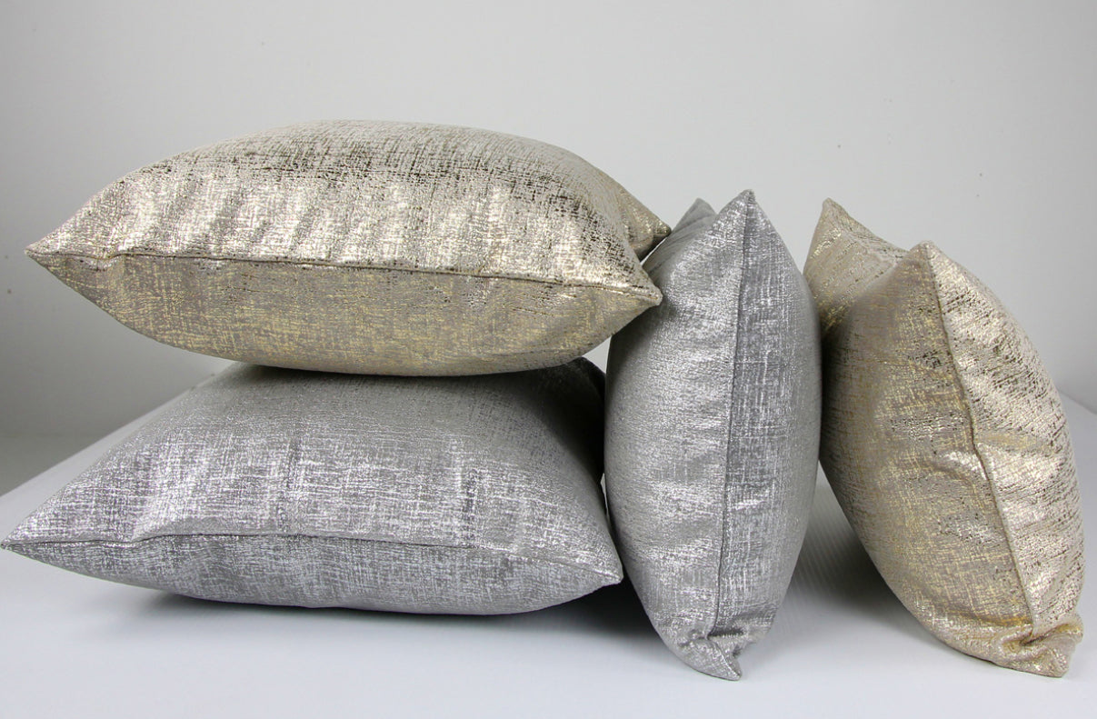 14k Velvet Cushion