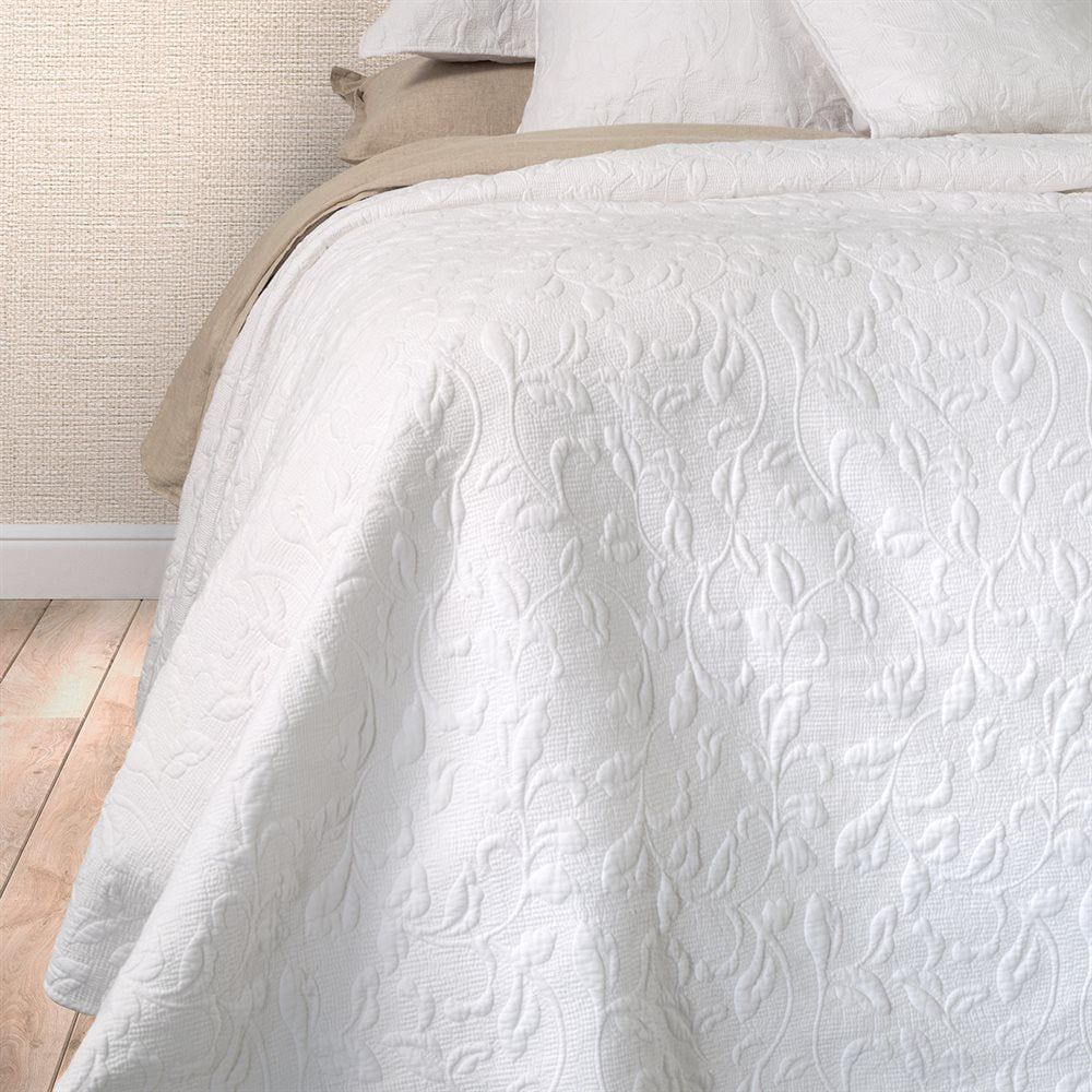 Liana Stitched Quilt Collection
