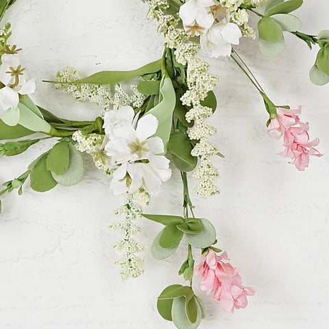 Coral and Cream Mixed Mountain Flower Candle Ring