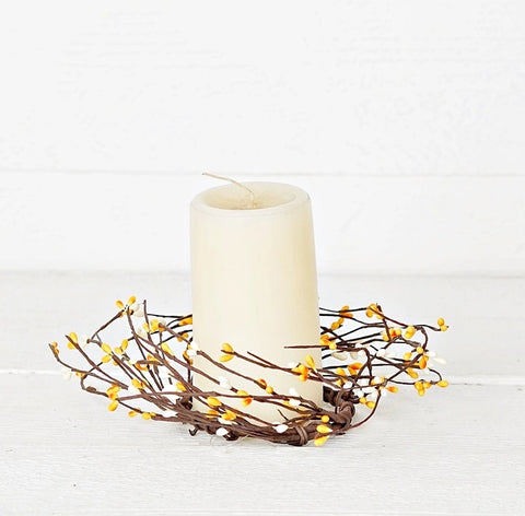 Golden Cream Pip Berry Spray and Candle Ring