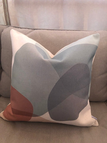 Modern 8 Decorative Pillow